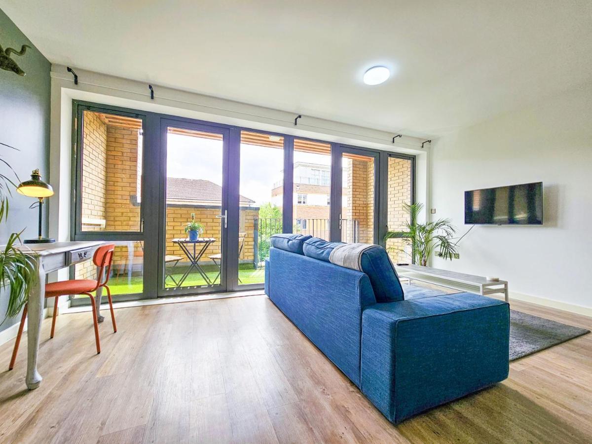 Centrally Located Spacious Flat Near Canary Wharf London Exterior foto